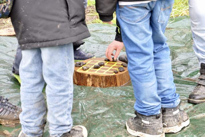 Waldspiel-Station "Vier Gewinnt"